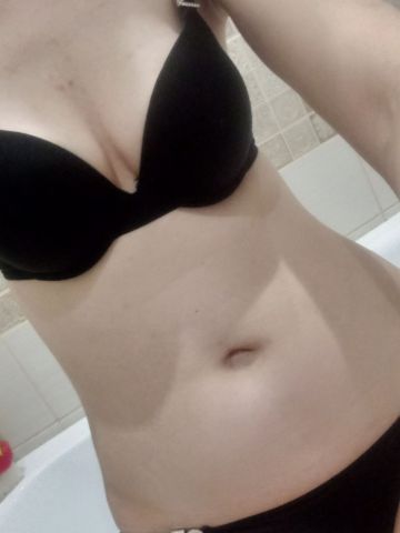 Диана Комаровский